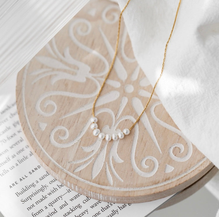 Emilie Pearls Necklace