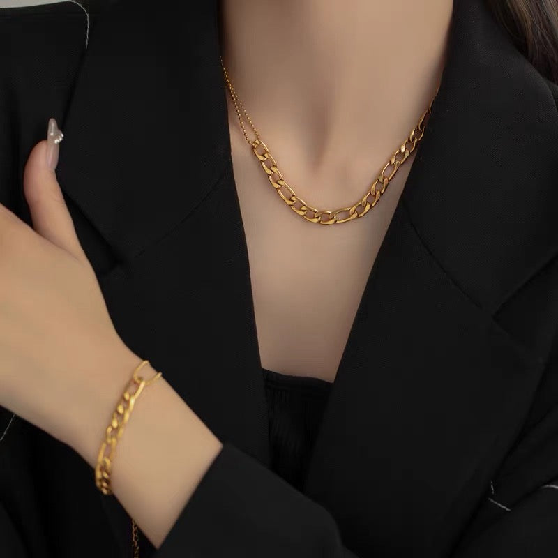 Brie Necklace & Bracelet
